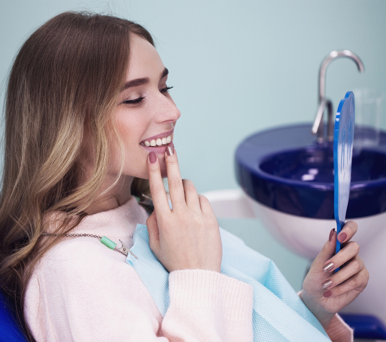 Book your dental veneers consultation
